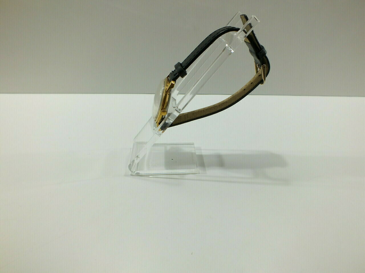 radziecki-zegarek-yanka-17-kamieni-wyprzedaz-stan-nie-wymaga-renowacji