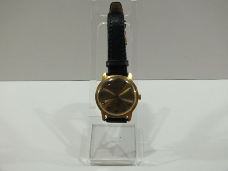 radziecki-zegarek-yanka-17-kamieni-wyprzedaz-ostrowskiego-1-wroclaw