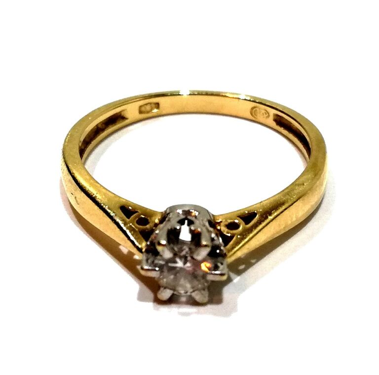 piekny-zloty-pierscionek-z-brylantem-018kr-585-stan-uzywany