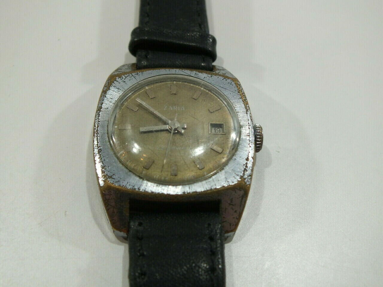 zegarek-damski-zaria-22-jewels-wyprzedaz-ostrowskiego-1-wroclaw