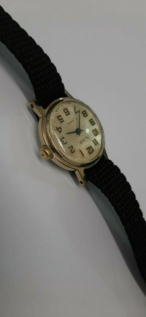 zegarek-slava-17-jewels-made-in-ussr-ksztalt-koperty-okragla