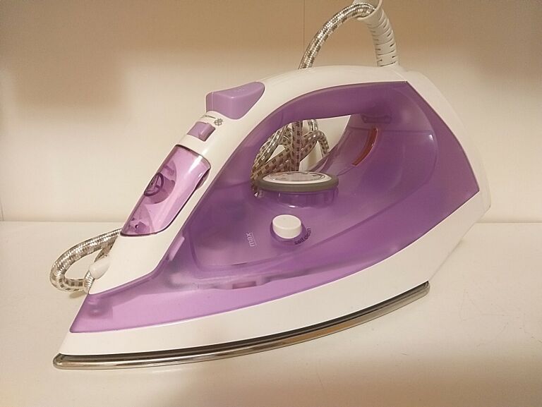 ŻELAZKO STEAM IRON BL DB 2000 B1,