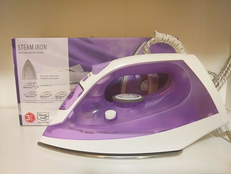 ŻELAZKO STEAM IRON BL DB 2000 B1,