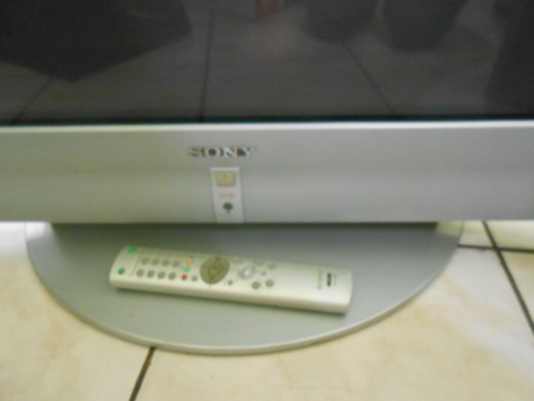 TELEWIZOR PLAZMOWY SONY 42" KE-42TS2E