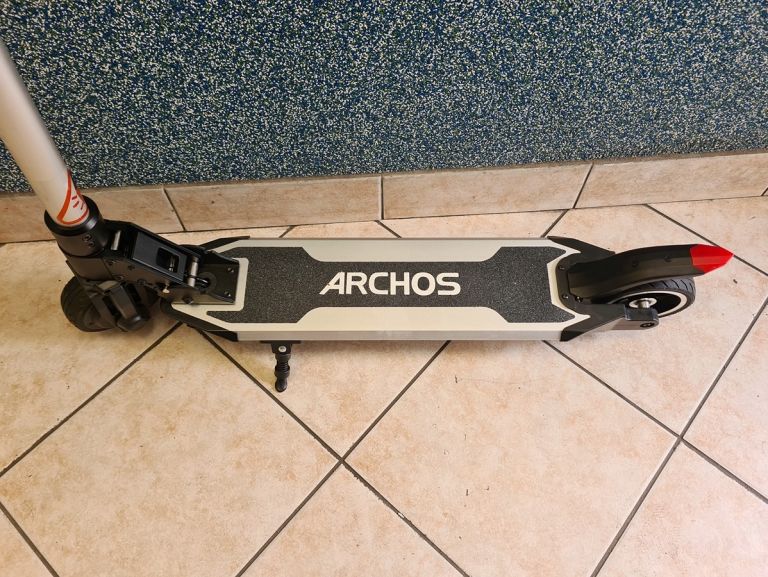 HULAJNOGA ELEKTRYCZNA ARCHOS BOLT JR PUDEŁKO