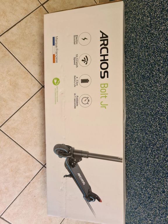 HULAJNOGA ELEKTRYCZNA ARCHOS BOLT JR PUDEŁKO