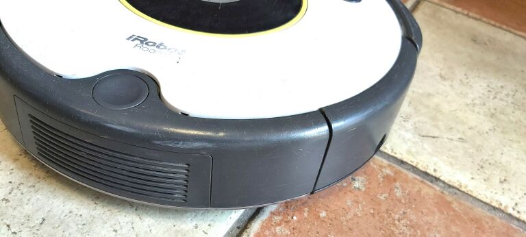 ODKURZACZ IROBOT ROOMBA 620 USZKODZONY