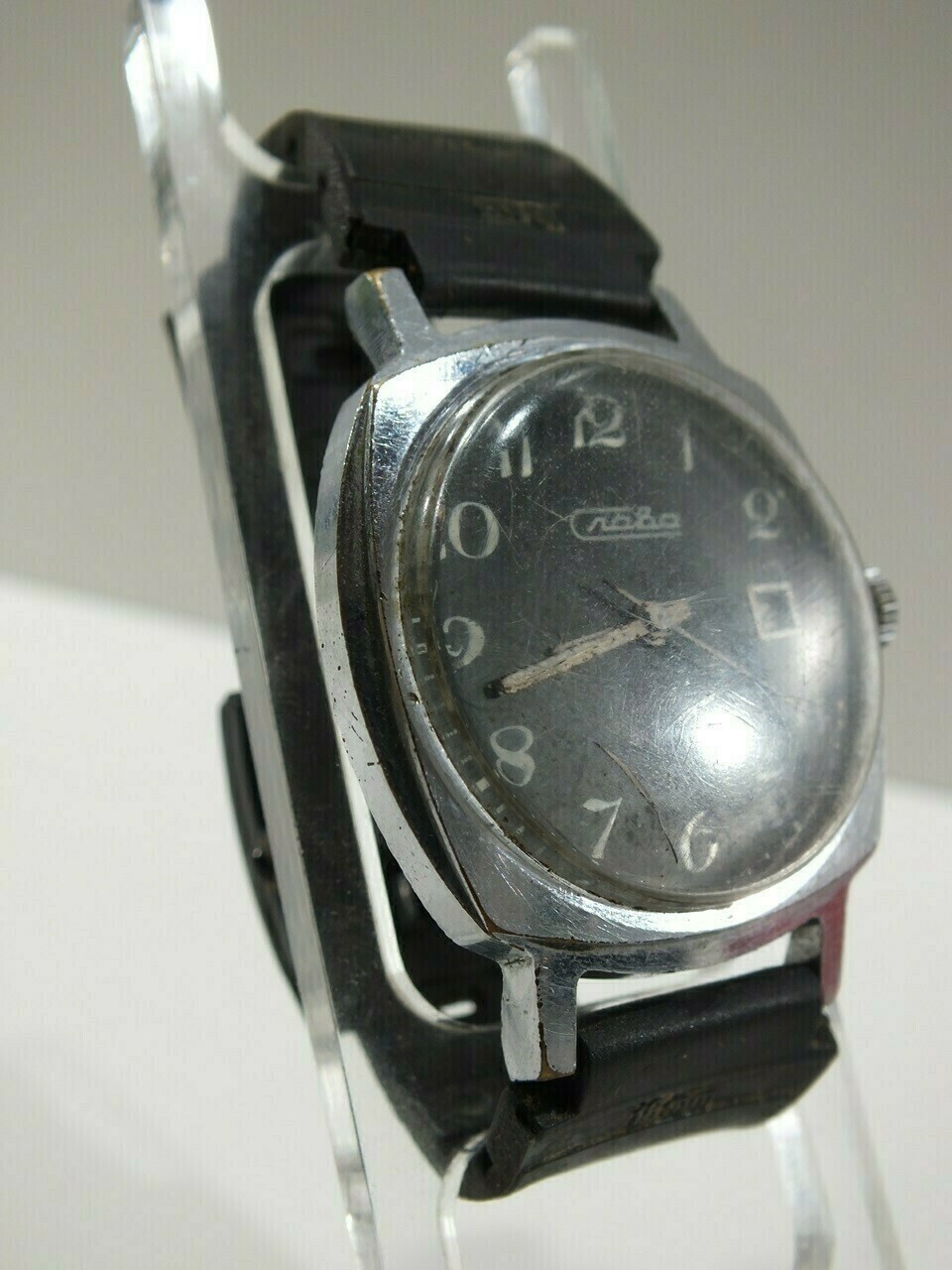 zegarek-slava-craba-21-kamieni-wyprzedaz-wodoszczelnosc-brak