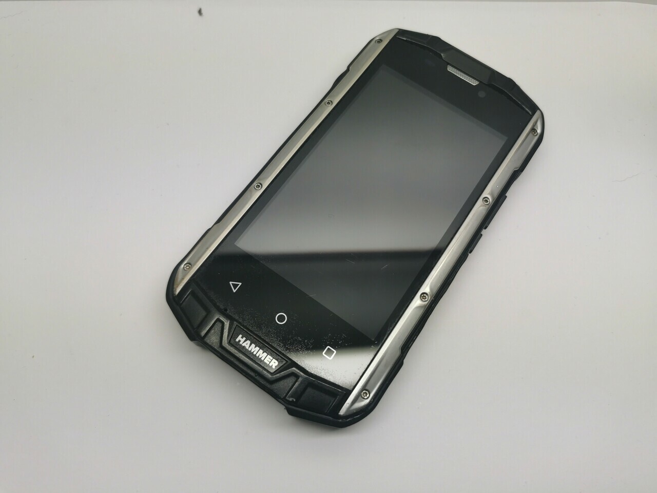 telefon-hammer-titan-2-kod-producenta-02