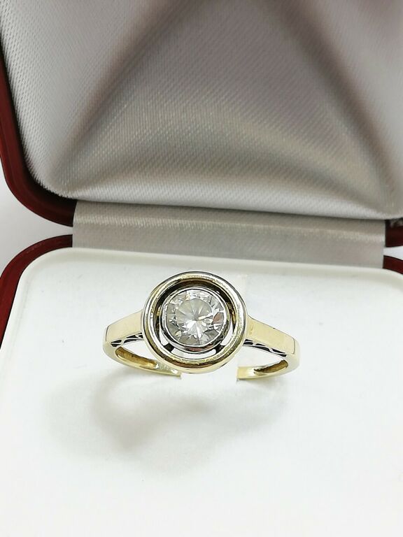 osobliwy-zloty-pierscionek-z-ruchomym-oczkiem-8k-kosciuszki-172-sj-wroclaw