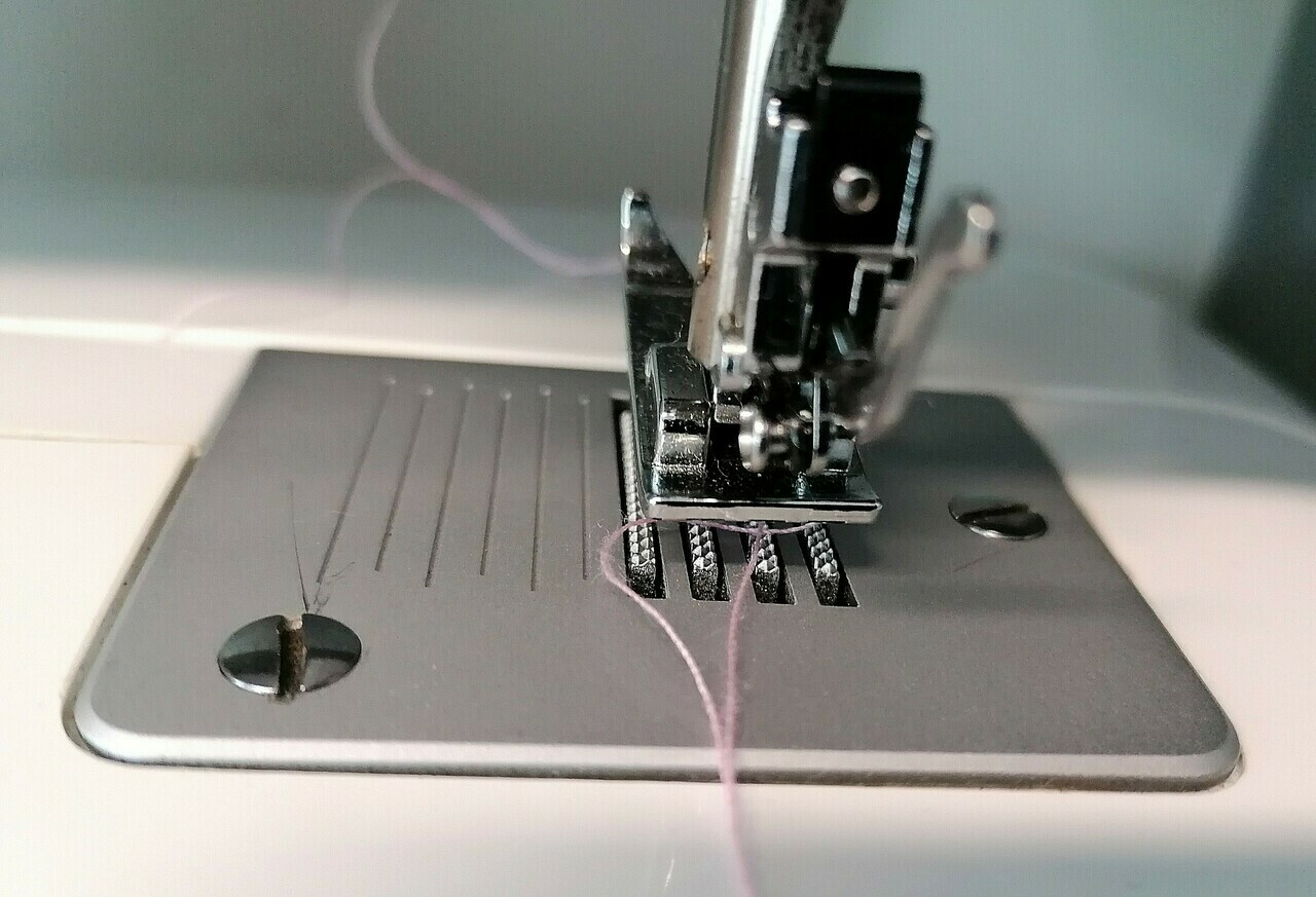 maszyna-do-szycia-redstar-b20-wyprzedaz-opis-liczba-sciegow-21