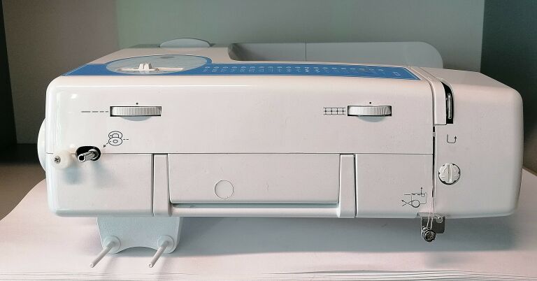 maszyna-do-szycia-redstar-b20-wyprzedaz-opis-rodzaje-sciegow-elastyczny