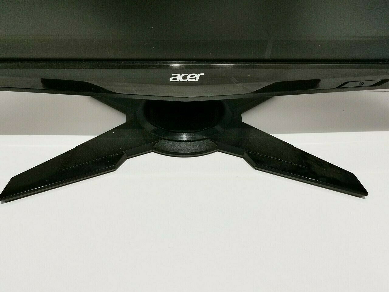 uszkodzony-monitor-acer-g235h-23-marka-acer