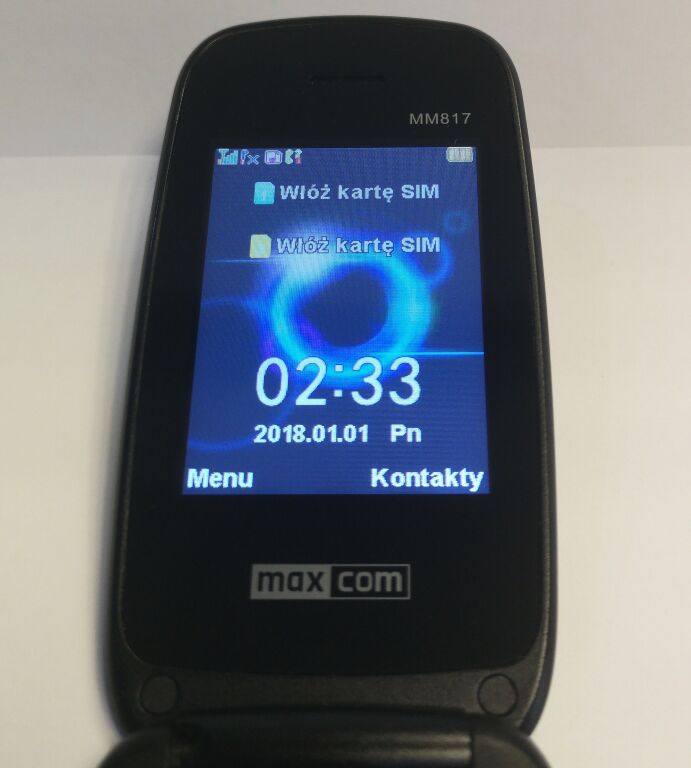 TELEFON  MAXCOM MM817