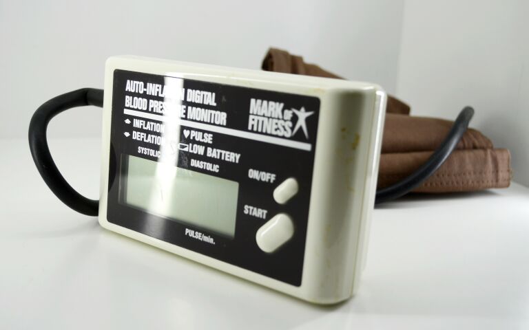 cisnieniomierz-mf-39-mark-of-fitness-stan-uzywany