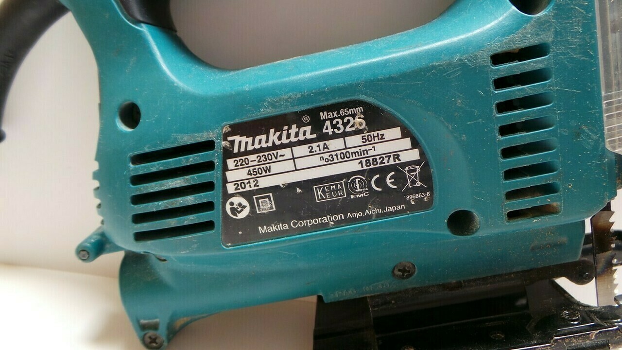 wyrzynarka-makita-4329-zasilanie-elektryczne-sieciowe