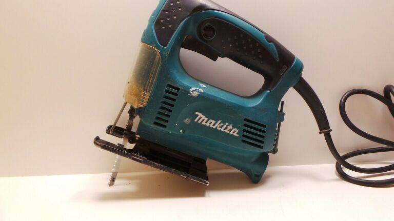 wyrzynarka-makita-4329-swietlikow-8-warszawa