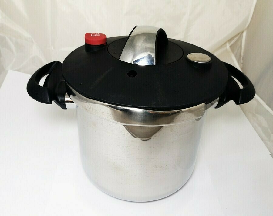 szybkowar-garnek-rostocki-75l-stan-uzywany