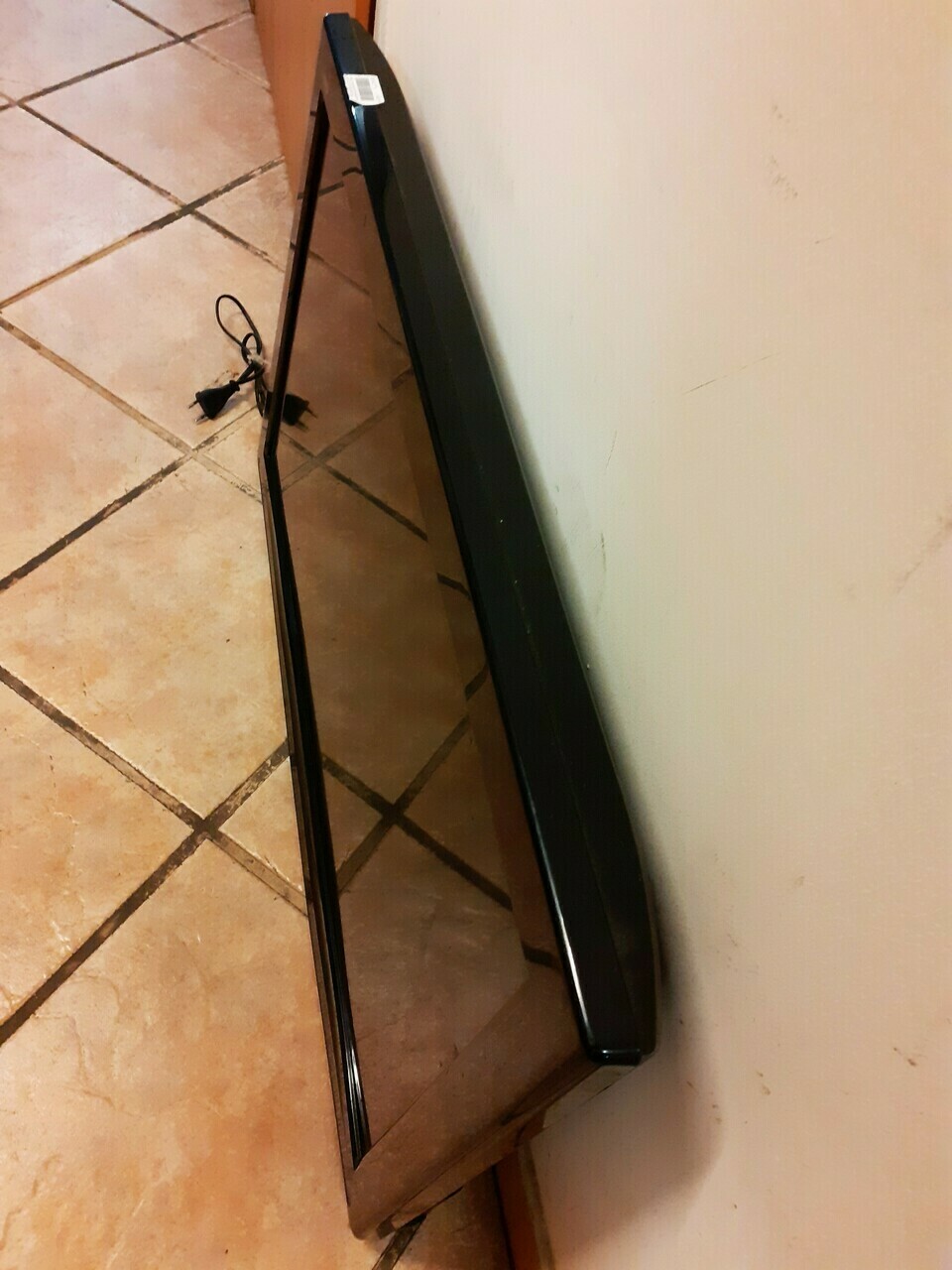 telewizor-panasonic-tx-l32c10p-model-tx-l32c10p