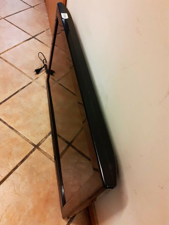 telewizor-panasonic-tx-l32c10p-model-tx-l32c10p