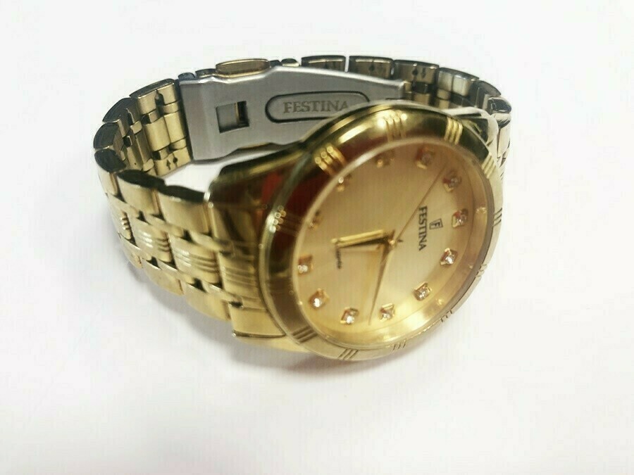 zegarek-festina-zloty-typ-nareczny