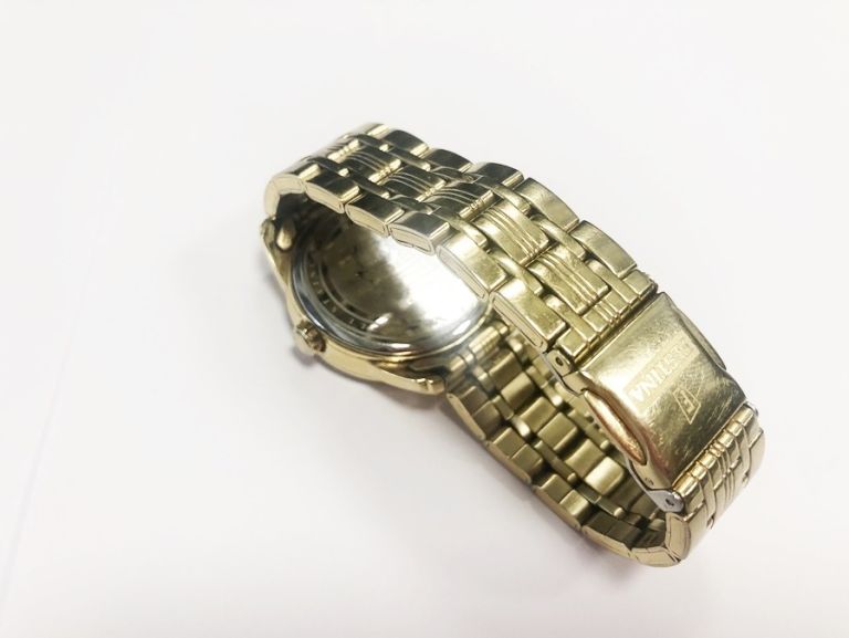 zegarek-festina-zloty-marka-festina