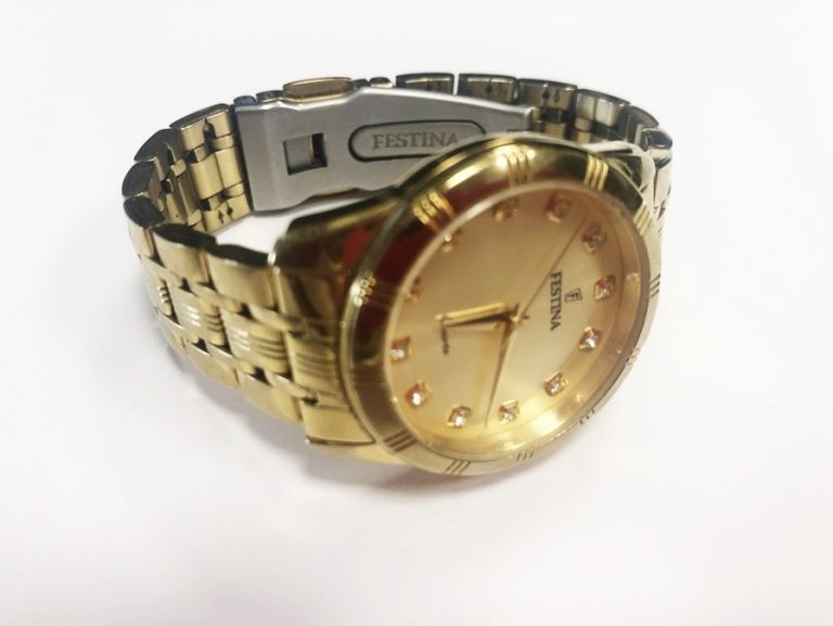 zegarek-festina-zloty-typ-nareczny