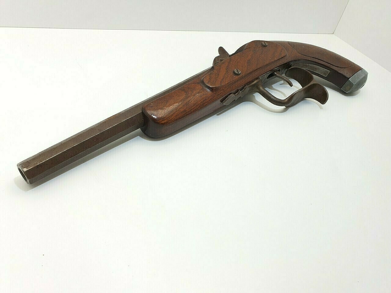 czarnoprochowiec-bron-czarnoprochowa-pistolet-jednosci-narodowej-1091b-sj-wroclaw