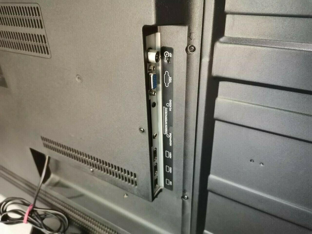 telewizor-kruger-matz-km0265-pilot-model-km0265