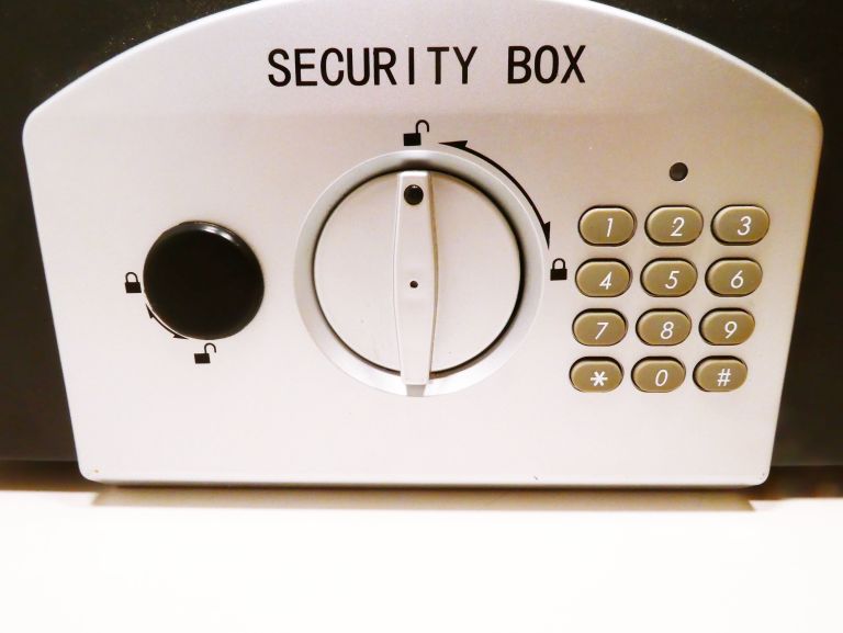 skrzynia-pancerna-na-kod-kod-producenta-00