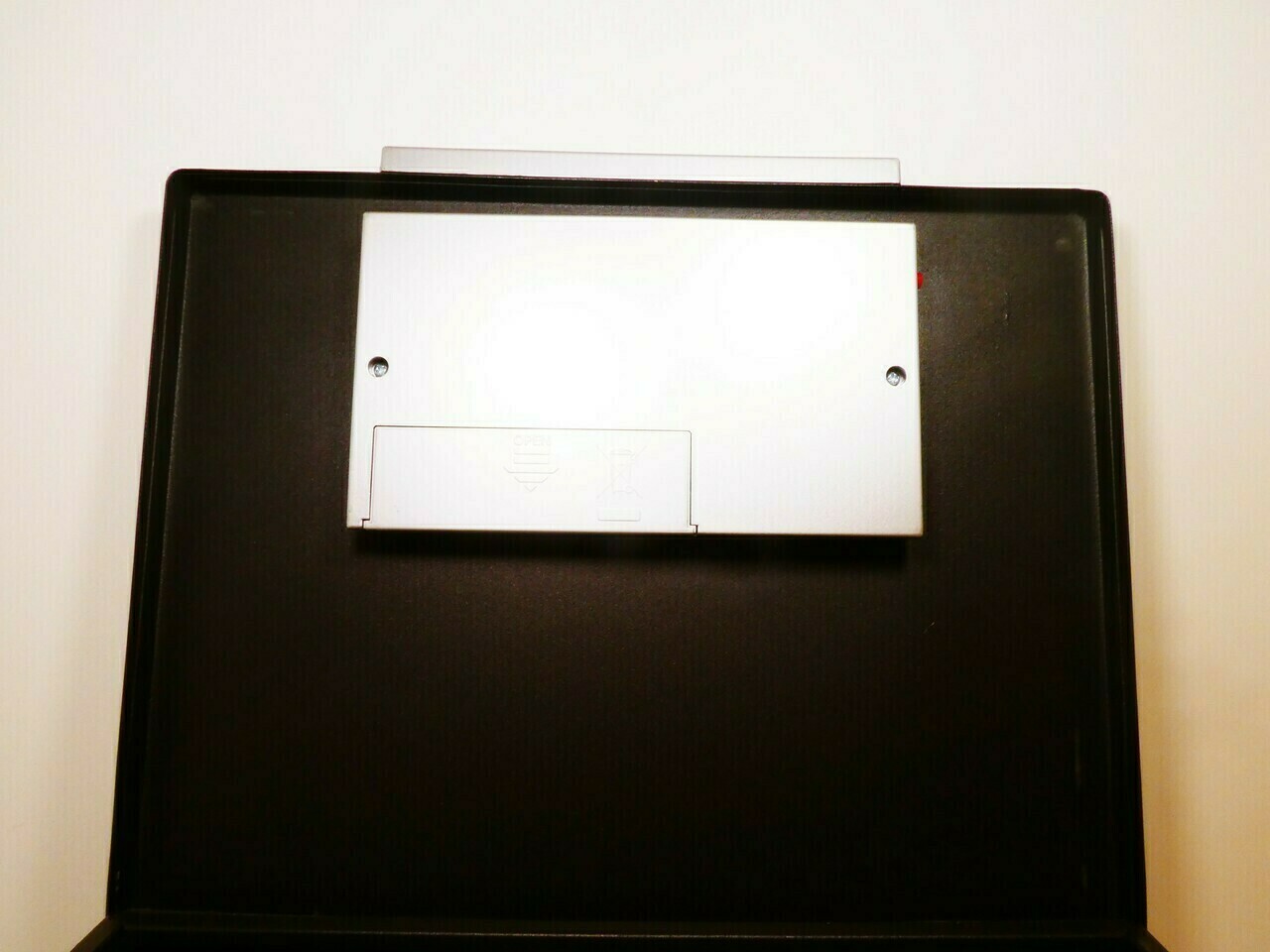 skrzynia-pancerna-na-kod-model-00