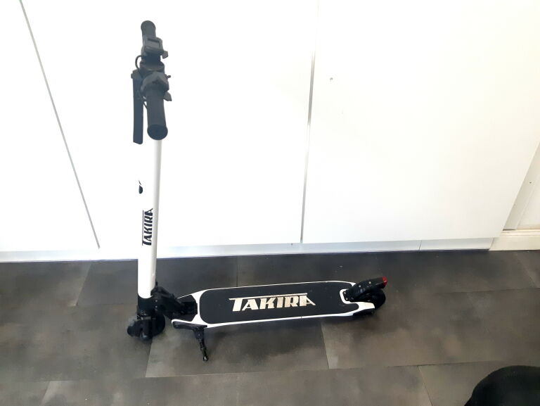 hulajnoga-elektryczna-takira-biala-kosciuszki-6a-sieradz-palladium