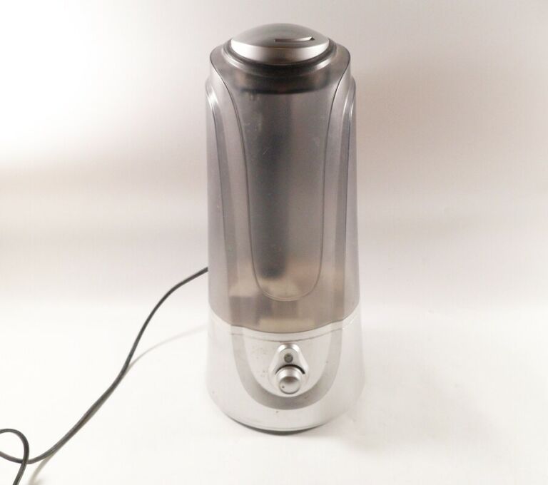 ULTRADŹWIĘKOWY NAWILŻACZ POWIETRZA CF-2610A