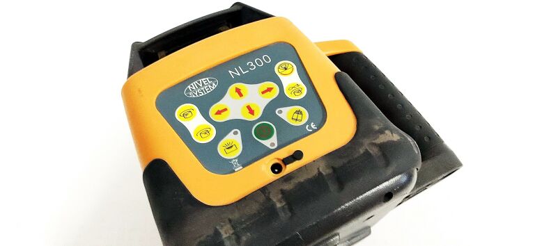 niwelator-budowlany-navi-nl300-czytaj-opis-stan-uzywany