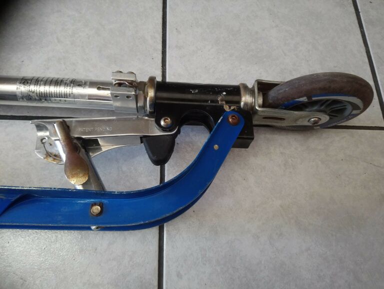 hulajnoga-avigo-stan-uzywany