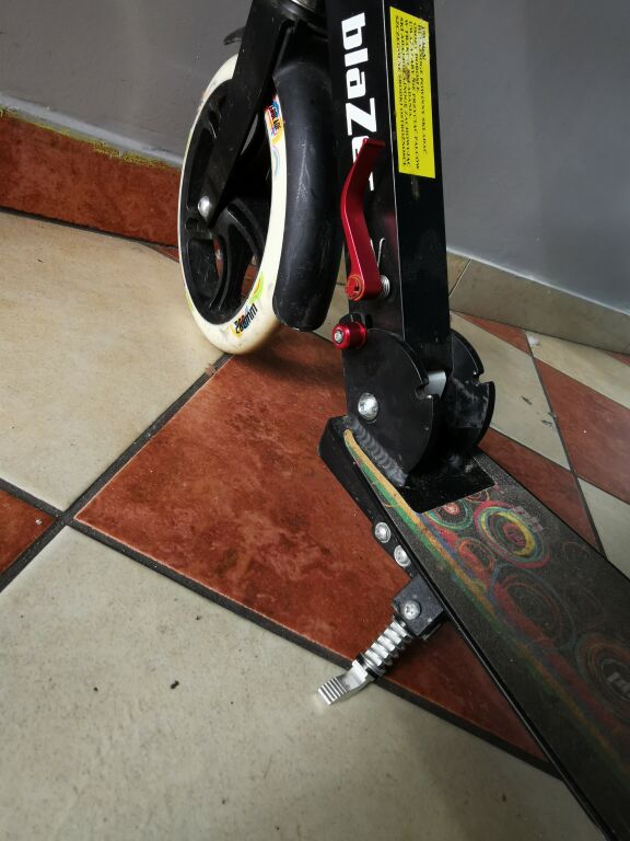 DUŻA HULAJNOGA POWERBLADE BLAZER KOŁA 200 MM