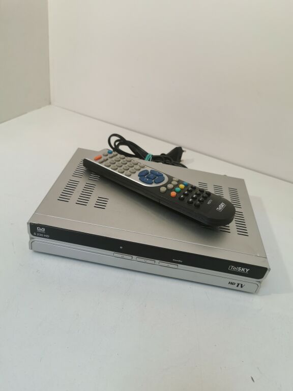 DEKODER TELSKY S 230 HD Z PILOTEM