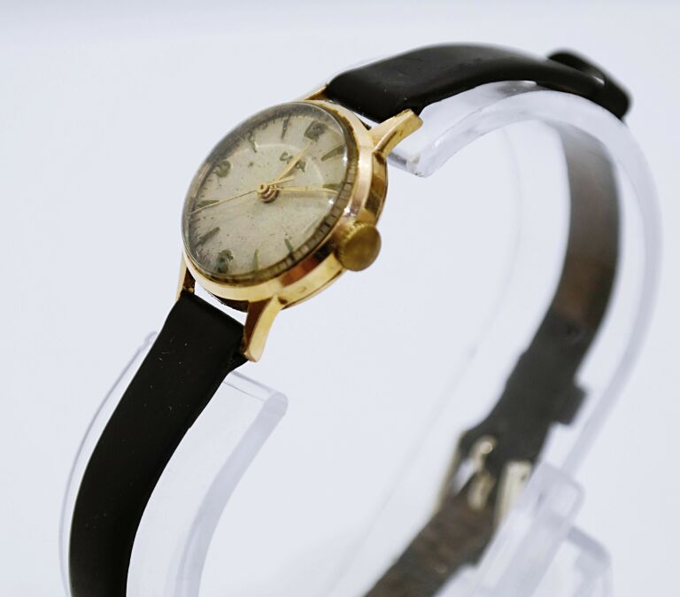 zloty-zegarek-damski-doxa-585-14k-okazja-mechanizm-mechaniczny