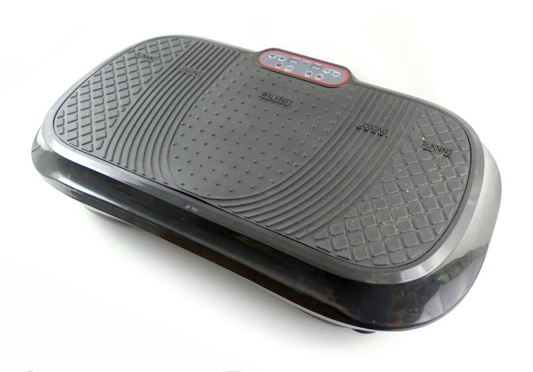 PLATFORMA WIBRACYJNA VIBRO FIT Z PILOTEM