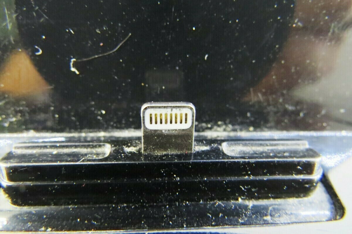 stacja-dokujaca-iwantit-100w-iphone-6-7-at-promocj-stan-uzywany