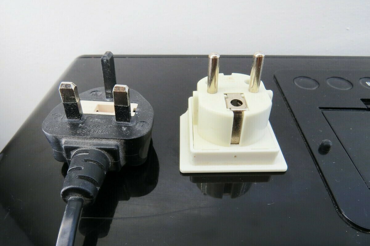 stacja-dokujaca-iwantit-100w-iphone-6-7-at-promocj-marka-inna