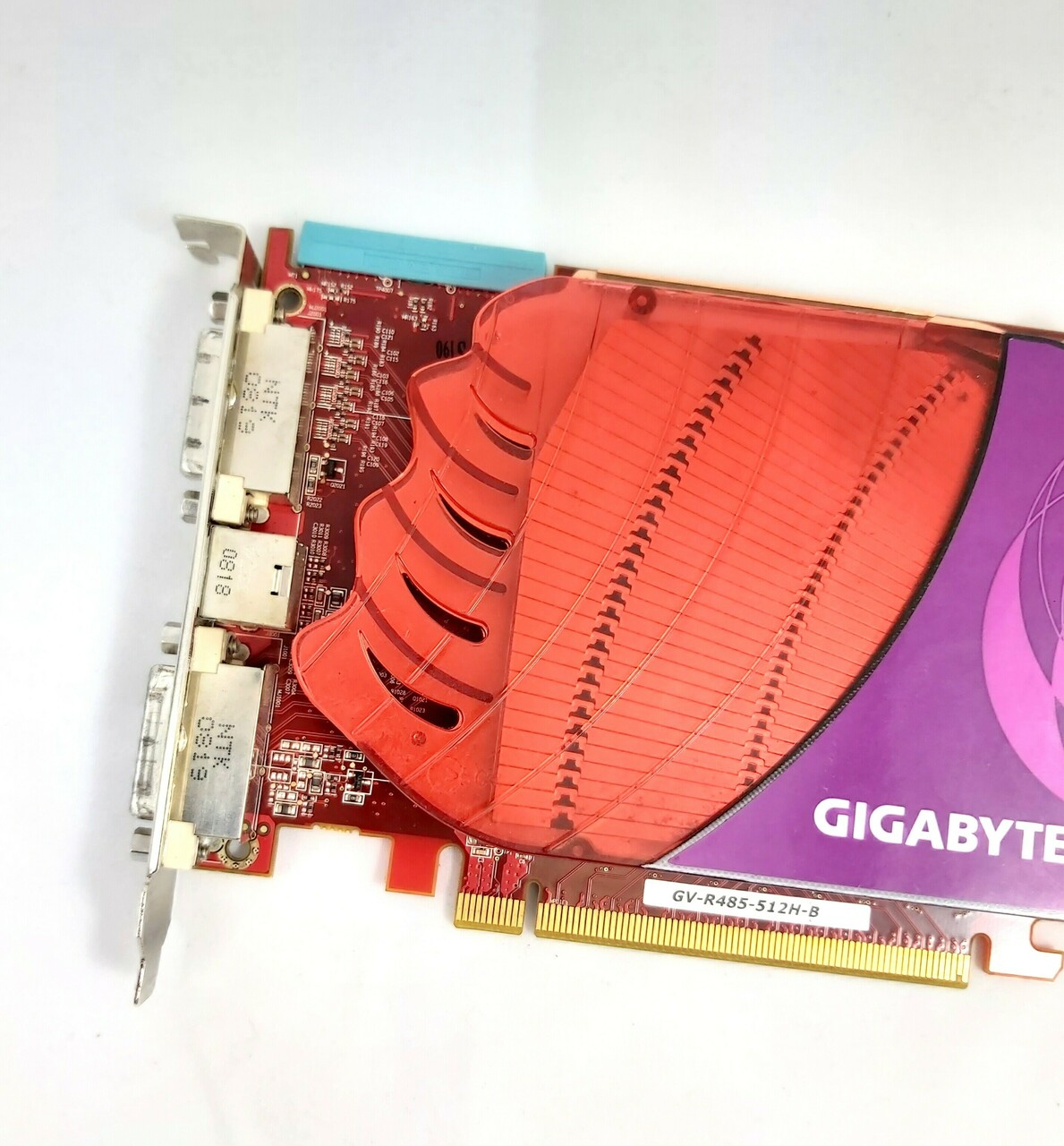 karta-graficzna-ati-radeon-hd-4800-model-ati-radeon-hd-4800