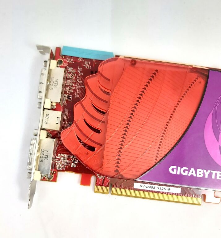karta-graficzna-ati-radeon-hd-4800-model-ati-radeon-hd-4800