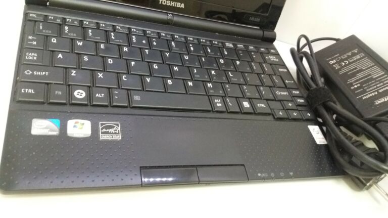TOSHIBA NB500 10' 500GB DYSK WIN 7/ŁAD