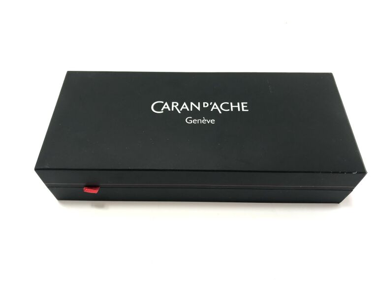DŁUGOPIS CARAN D'ACHE LEMAN BLUE MATT 4789-648