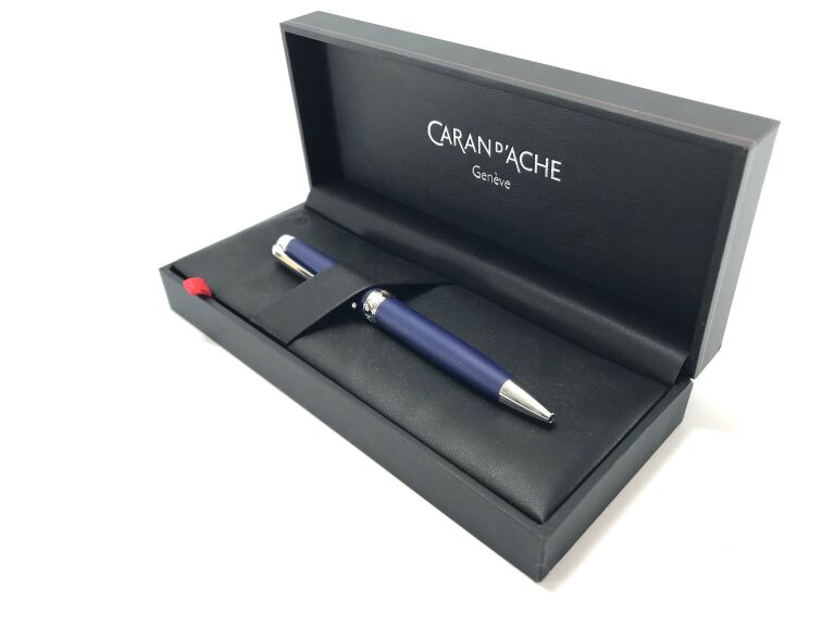 DŁUGOPIS CARAN D'ACHE LEMAN BLUE MATT 4789-648