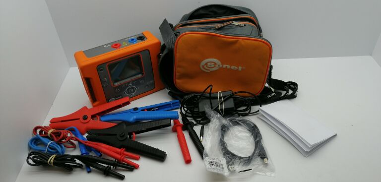 SONEL MIC-2501 MIERNIK REZYSTANCJI IZOLACJI