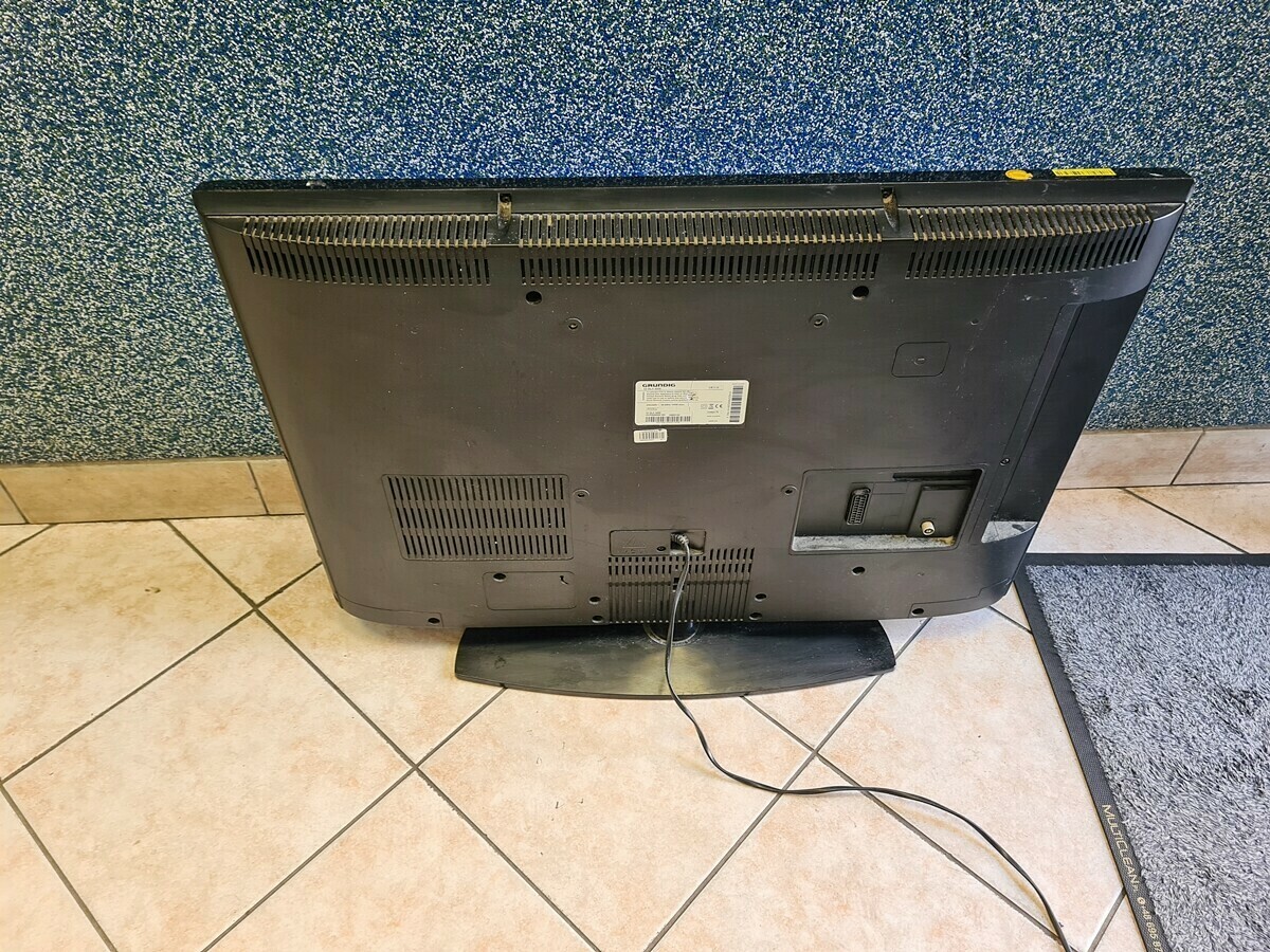 telewizor-grundig-32-glx-4000-32-kod-producenta-32glx-4000