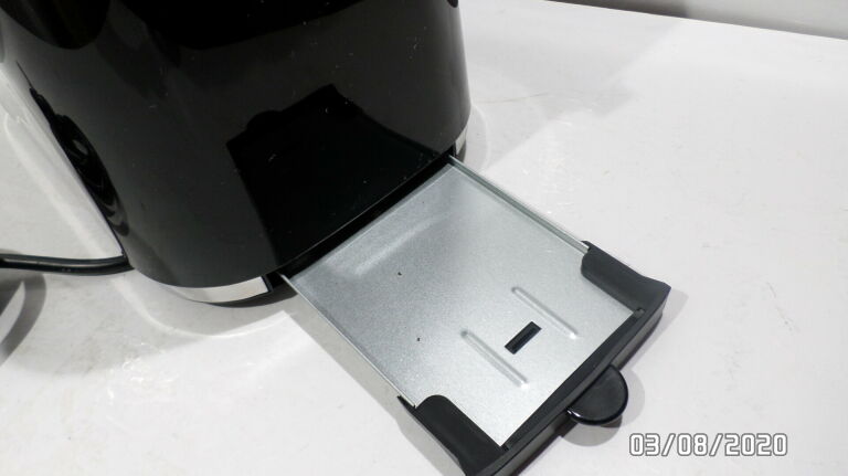 toster-koenic-kto-2210b-zalaczone-wyposazenie-ruszt-do-podgrzewania-pieczywa