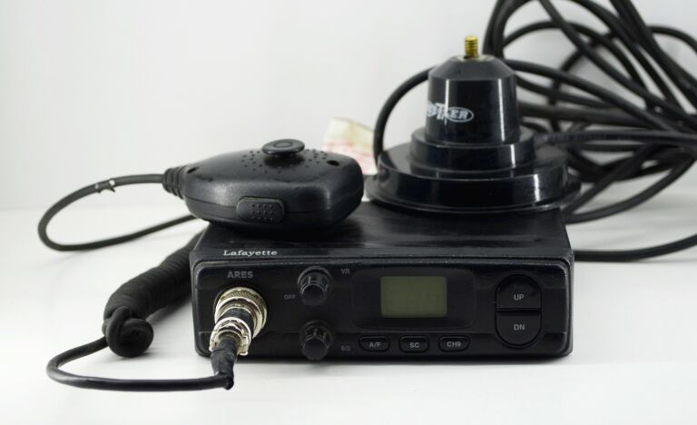 cb-radio-lafayette-ares-pl-konst-3-maja-12-pionki-unico